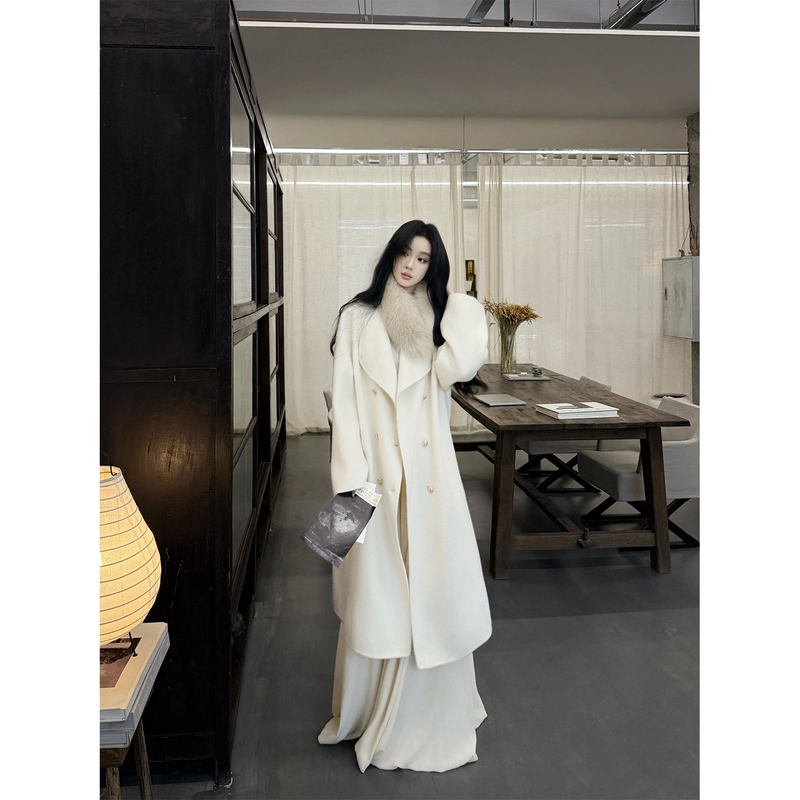 Youwei Is a Very Beautiful Winter Coat for Women, 2025 New Winter Double-Sided Woolen White Coat