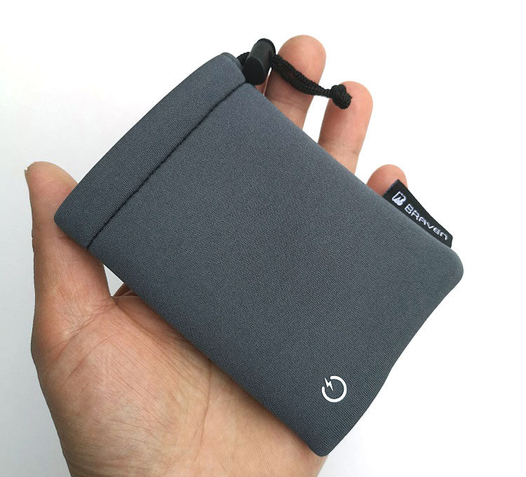 Applicable Roman mini mobile charging operation power supply containing mobile phone charger data line thick bunch pockets