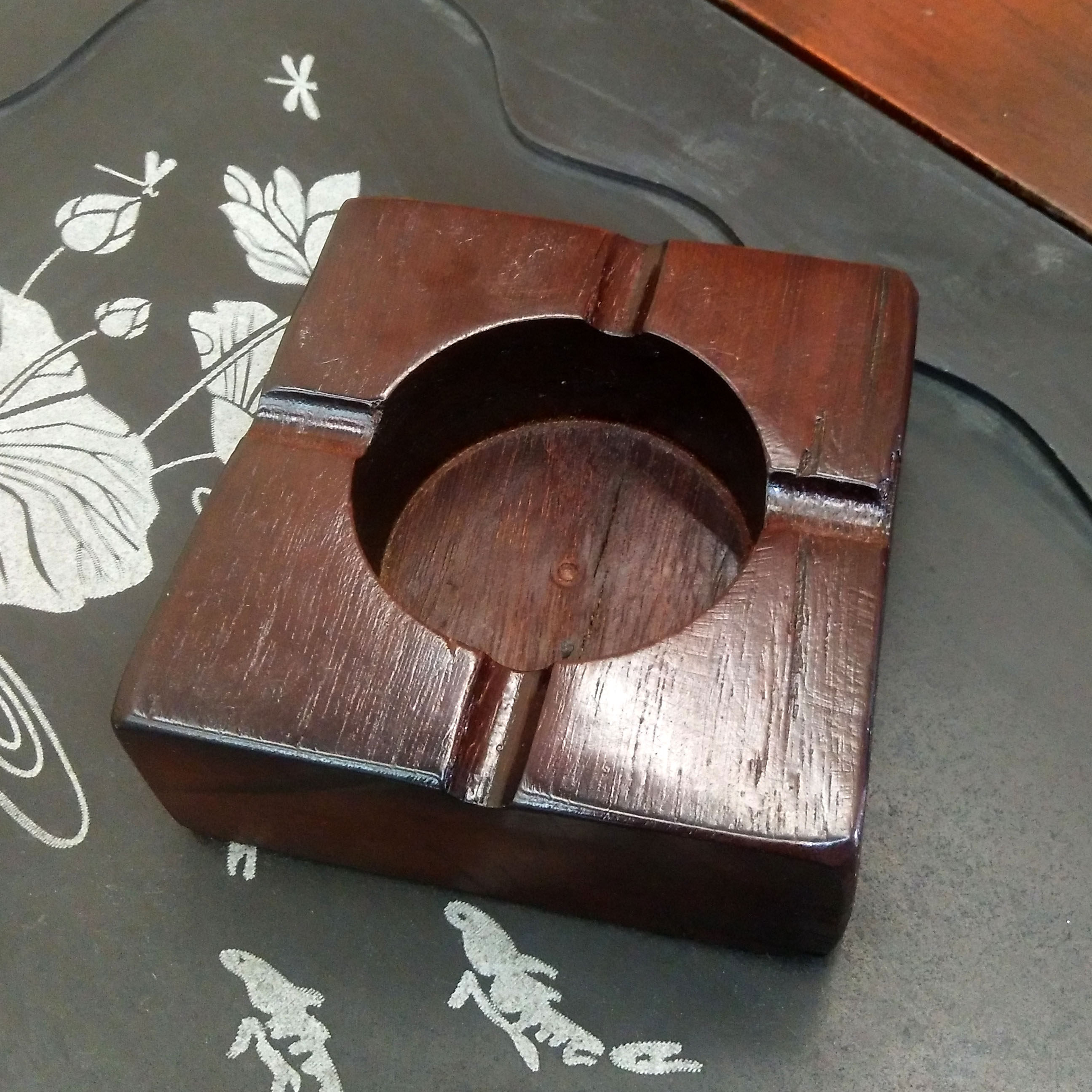 () Old boat wood smoked with ashtray supplement shipping costs