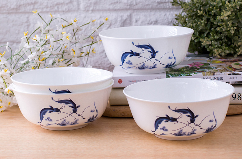 Every year more than 6 inches big rainbow such use ipads porcelain tableware set of jingdezhen blue and white porcelain bowl glair can microwave oven