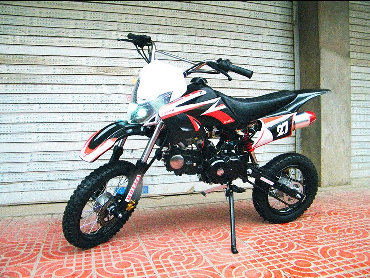 Apollo off-road xe máy 110-125cc lớn, vừa và nhỏ high school leo núi Kawasaki đường phố xe ATV