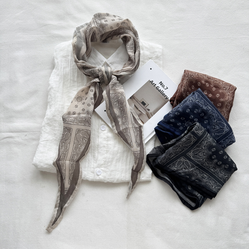 Japanese-Style Cotton and Linen Vintage Paisley Scarf for Women, Thin Summer Scarf, Decorative Diamond-Shaped Scarf, Versatile Casual Headscarf