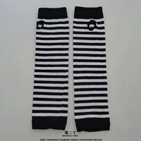 Белые черные полосы одна пара