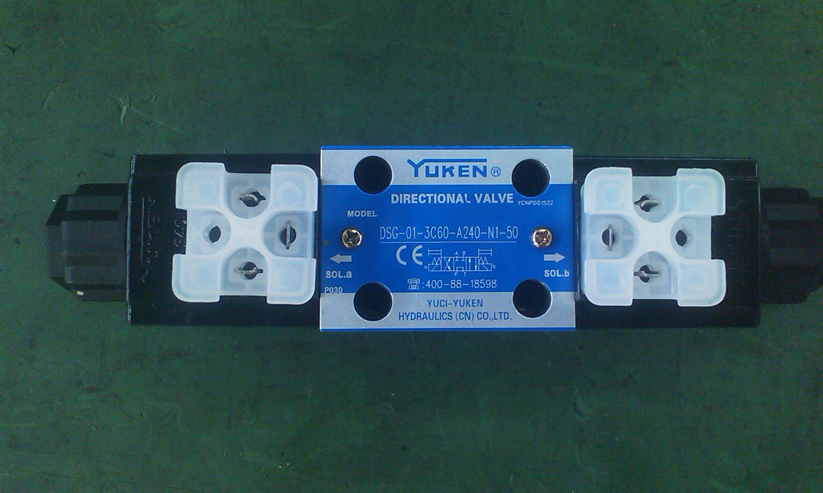 YUKEN Yuci oil research solenoid valve hydraulic solenoid valve DSG-01-3C2 D24 A240