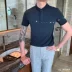 Mùa hè Hàn Quốc Nam nhỏ Ve áo ngắn tay áo thêu POLO Thời trang Giới trẻ Nhật Bản Áo thun Nhật Bản Áo thun thủy triều Hàn Quốc - Polo áo thun có cổ Polo
