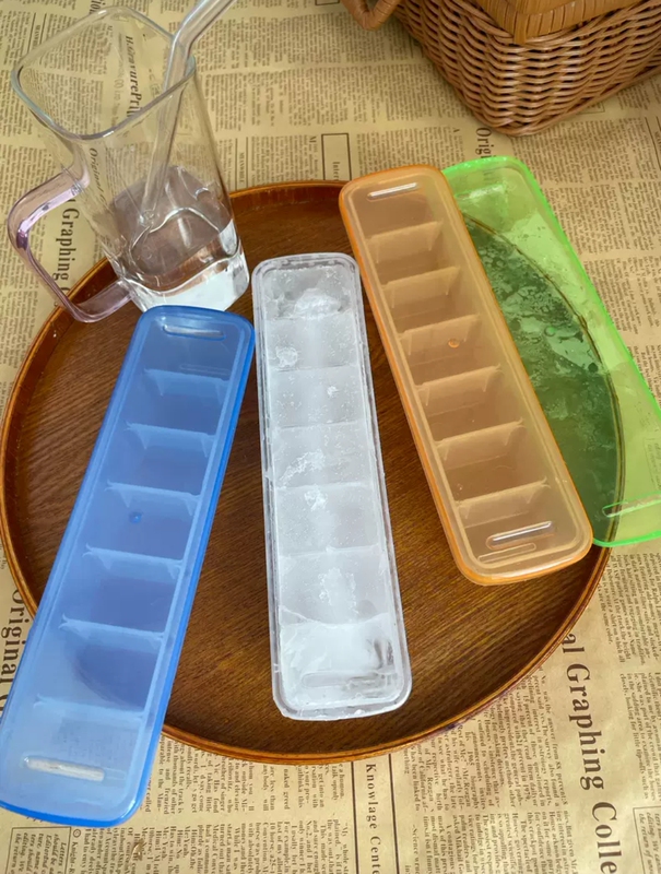 Household Combination Ice Tray Quick-Freezing Device Plastic Ice Cube Freezing Mold with Lid Ice Maker Square Ice Box Refrigerator Storage Household Combination Ice Tray Quick-Freezing Device Plastic Ice Cube Freezing Mold with Lid Ice Maker Square Ice Box Refrigerator Storage