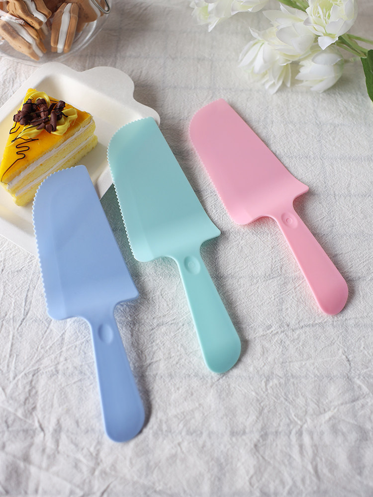 Disposable transparent knife frosted solid cake cutter serrated plastic ...