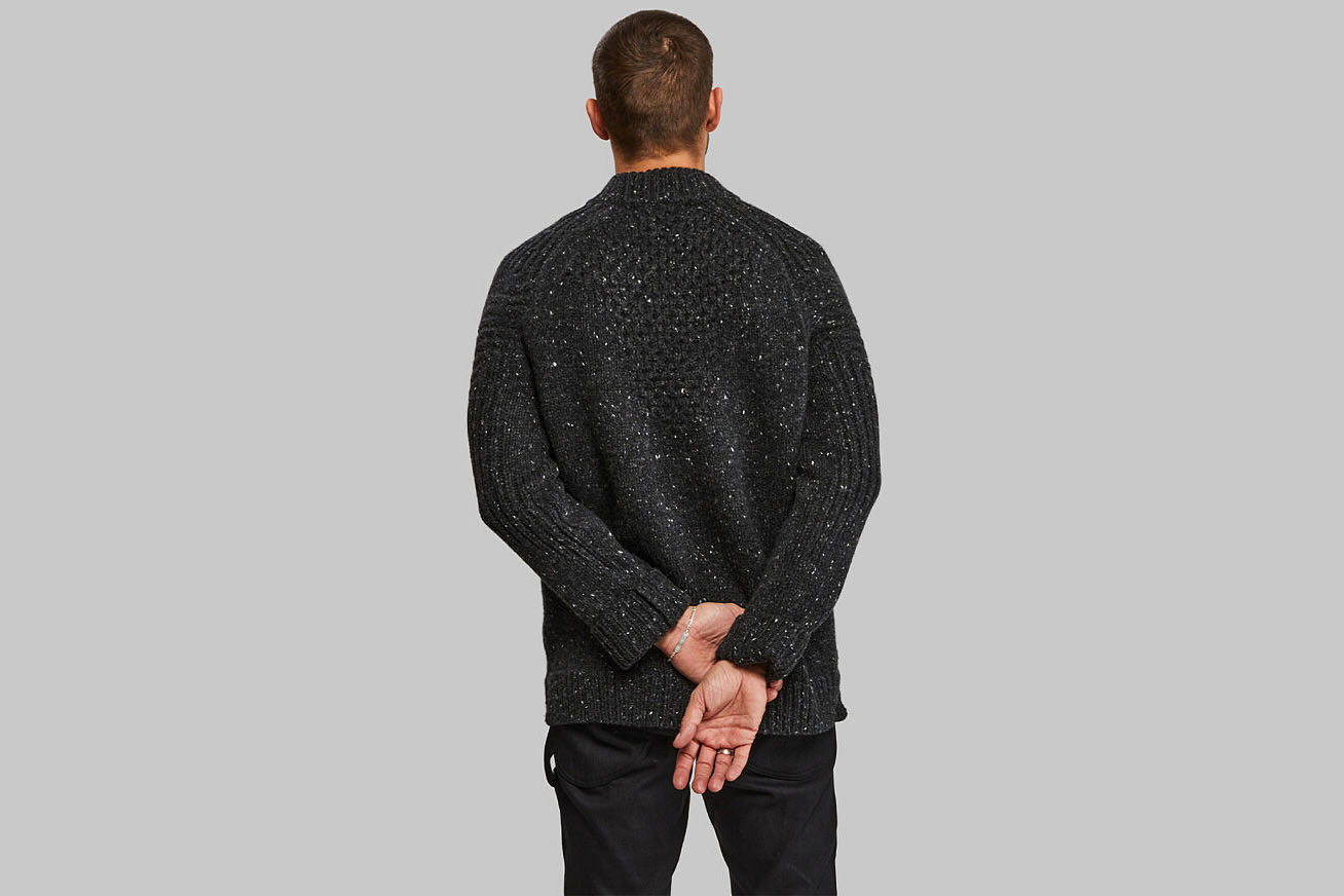 Cashmerenomadsweater_black_2752_69-2000x872.jpg