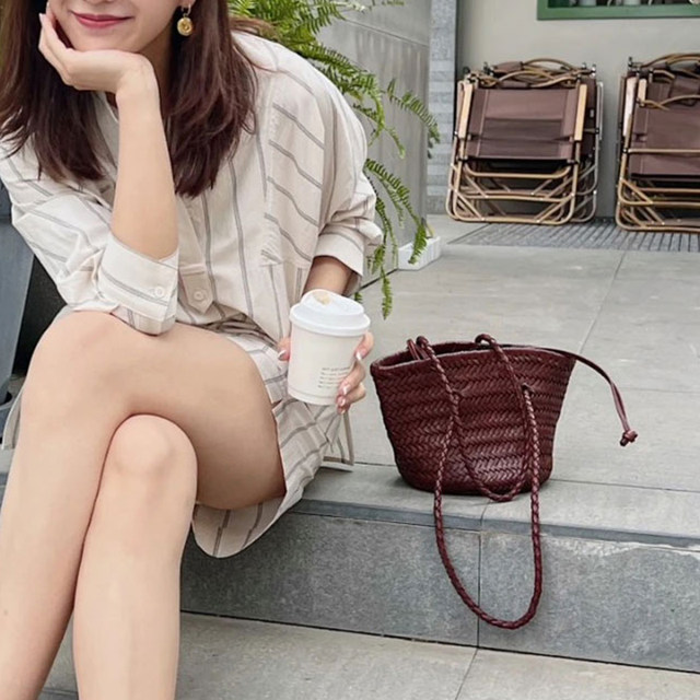 Z Home Woven Bag 2023 New Summer Portable Vegetable Basket French Retro PU Leather Handmade Woven Bag Bucket Bag