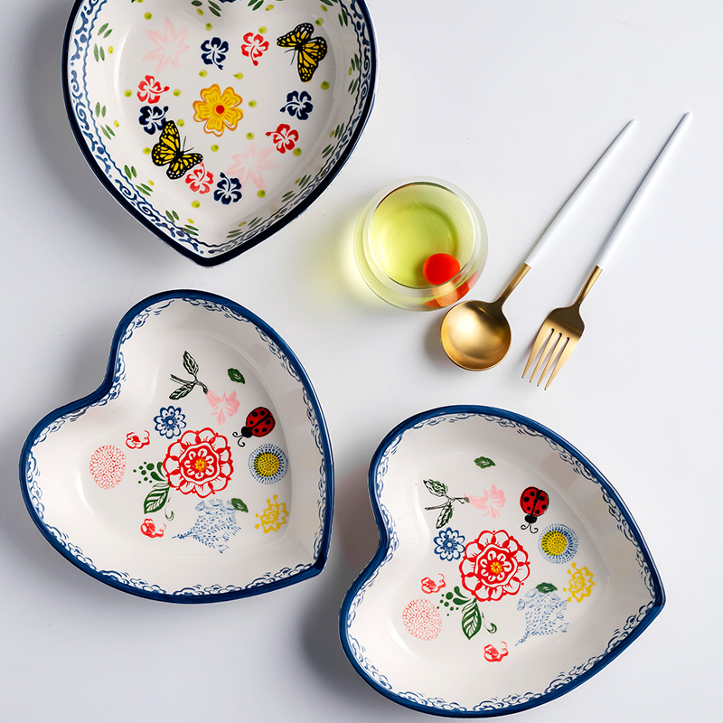 Nordic creative heart - shaped bowl hand - made tableware ceramic bowl contracted to use under the glaze color move household jobs large salad bowl