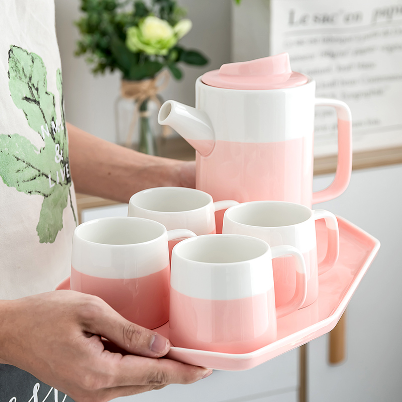 A pot of cool Nordic ceramic kettle with tray was four cups of contracted tea suit creative teacups high - capacity teapot