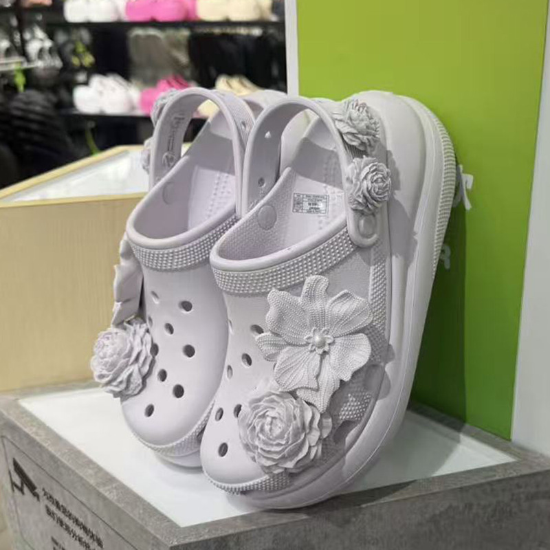 Crocs Clogs, the Same Style as Bai Lu, Classic Puff Cloud Bouquet Women's Shoes, Beach Sandals 211448