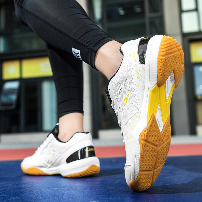 Кроссовки для волейбола 专业打排球鞋女学生防滑耐磨透气运动训练鞋拔河鞋轻便气排球 Medaron