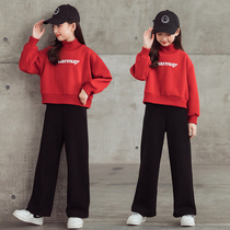 Girls short sweater set foreign autumn winter plus velvet 2021 new childrens clothing big girl wide leg pants two-piece set