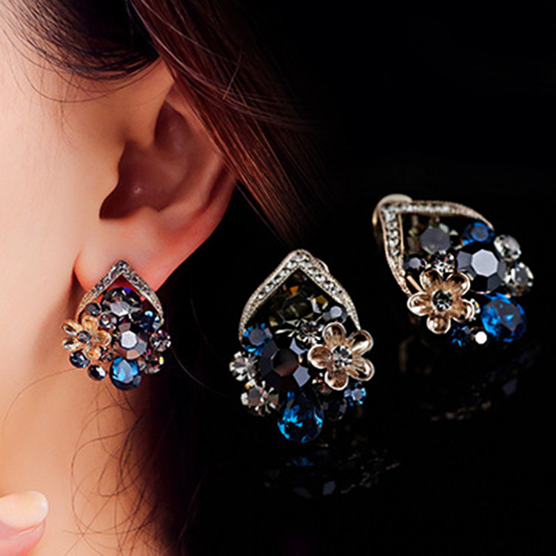 925 silver needle super sparkling water drill drop earrings, European and American retro name Temperament Personality Hyperbole earbuke earbuke earbuke earbuke