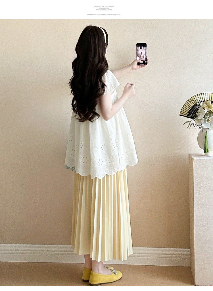 Maternity Summer Outfit 2026 New Style for Pregnant Moms, High-End Lace Top and Pleated Skirt Two-Piece Set for Summer — 13