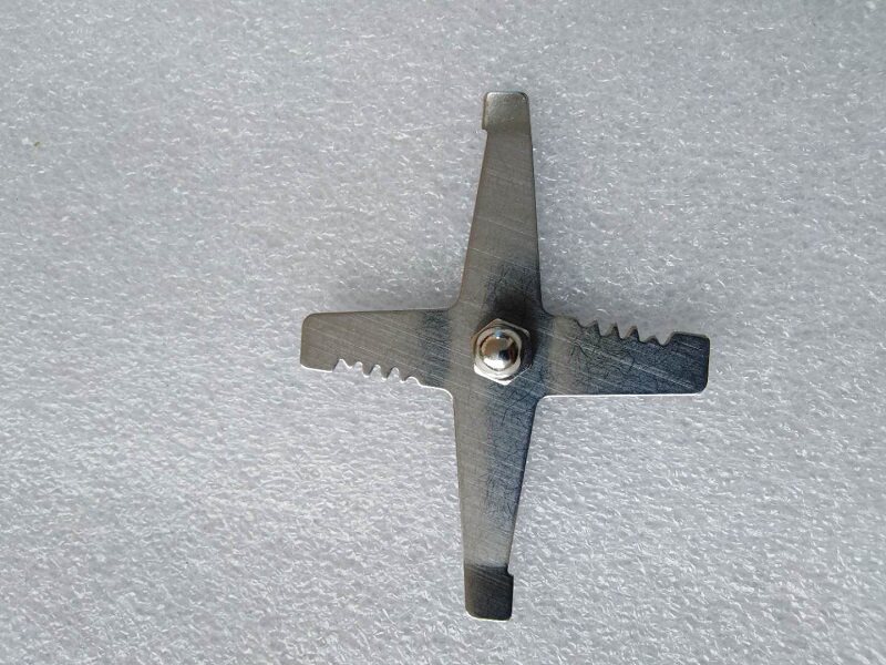 Stainless steel four-leaf blade Home Small grinding machine mixer grinding powder machine special