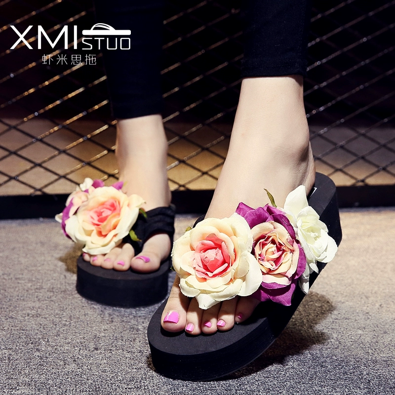 Hàn Quốc thời trang mùa hè dốc đáng yêu với đôi dép cao gót và dép trượt hoa nữ dép vỏ dày dép Muffin 