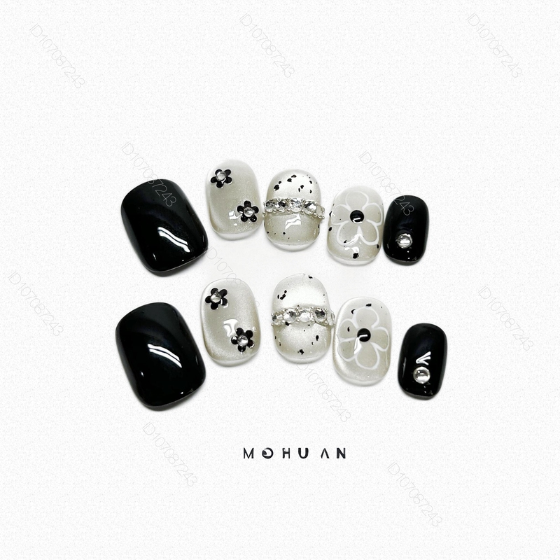 Handmade Wearable Nails, Black and White Floral Hand-Painted, High-End Niche Style, Flattering Short Nail Stickers, Finished Product with Crushed Diamonds and Small Flowers Handmade Wearable Nails, Black and White Floral Hand-Painted, High-End Niche Style, Flattering Short Nail Stickers, Finished Product with Crushed Diamonds and Small Flowers