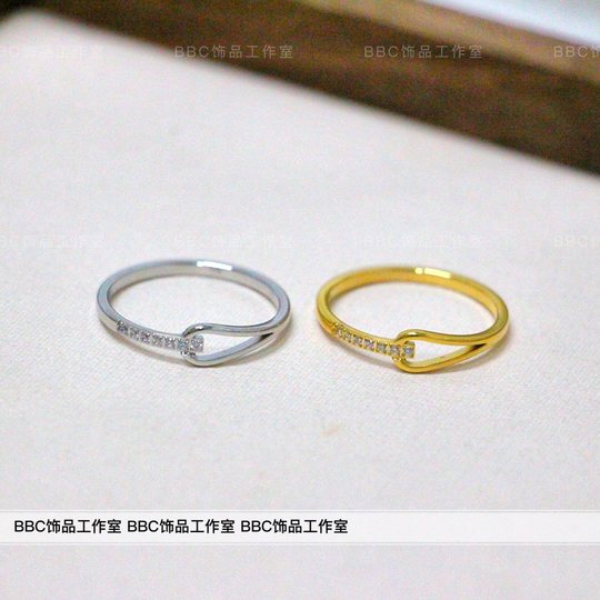 [Non-Fading] Personalized Ins-Style High-Appearance Titanium Steel Rupert's Tears Cross Zircon-Inlaid Ring