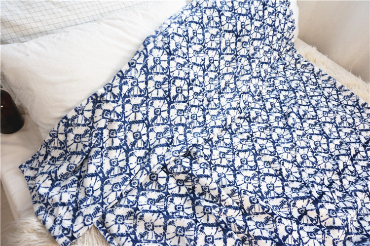 Xuất nhỏ in flannel chăn thường văn phòng ăn trưa ngủ trưa chăn nhung san hô sofa chăn che chăn đơn - Ném / Chăn chăn nỉ dày mùa đông