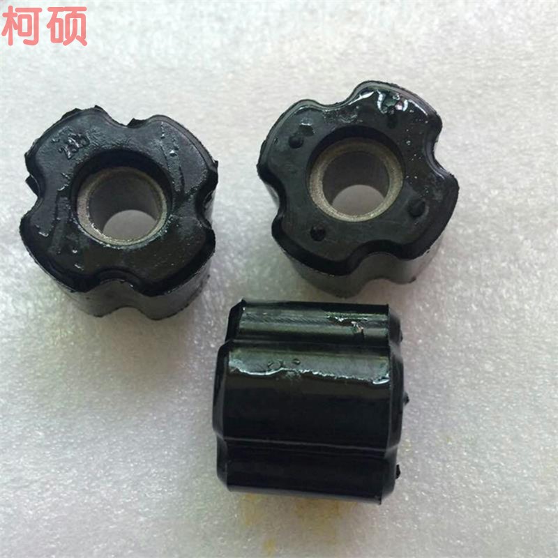 Máy cắt cỏ bốn thì ngô ngô gặt đập mang dầu làm vườn cung cấp bàn chải cắt ống nhôm ống lót chậu trồng rau
