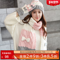Hats scarves gloves three-piece one female winter students Korean wool hat birthday gift Christmas gift box