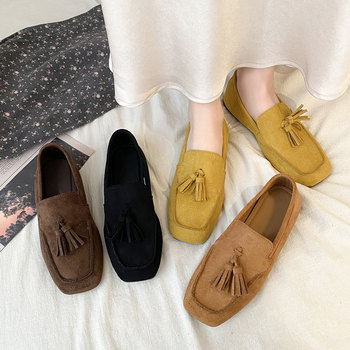 Jiaotong retro flat-soled slip-on beanie loafers for women