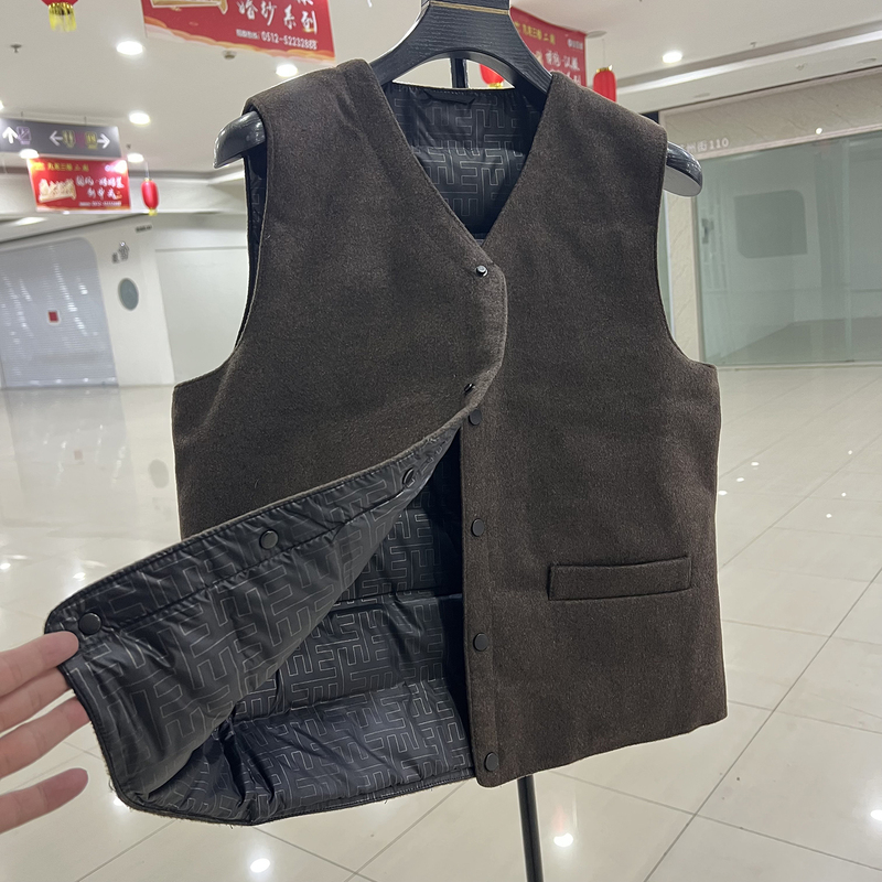 Shopping Mall 55% Wool + 80% White Duck down Vest for Men, New Autumn and Winter Lightweight Thickened Youth Outerwear for Warmth Shopping Mall 55% Wool + 80% White Duck down Vest for Men, New Autumn and Winter Lightweight Thickened Youth Outerwear for Warmth