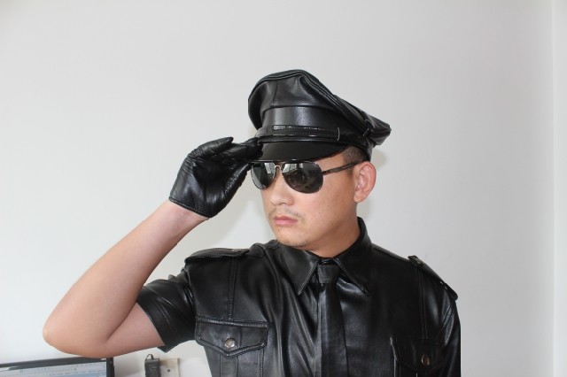 Men's Genuine Leather Flat Cap Lambskin Type Men's Cool Fashion Game Performing Arts Performance Leather Control Lovers Handsome Cool