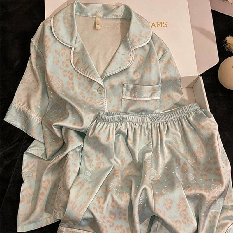 Pajamas for Women Summer 2026 New Leopard Print Ice Silk Short-Sleeved Thin High-End Cool-Feeling Large Size Home Wear Three-Piece Set