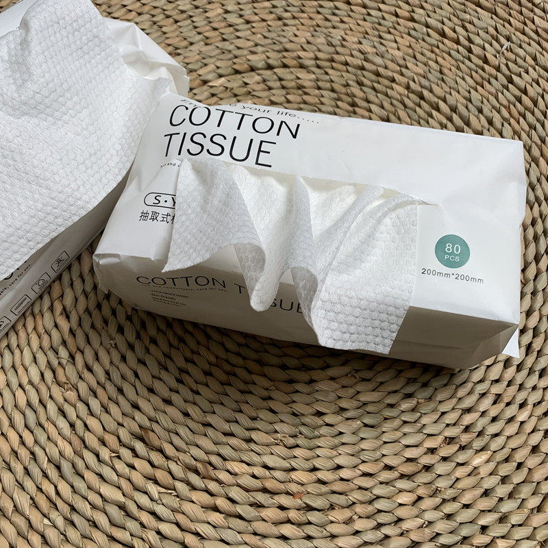 Not enough to sell, girls should stock up a little more, 80 cleansing wipes per pack