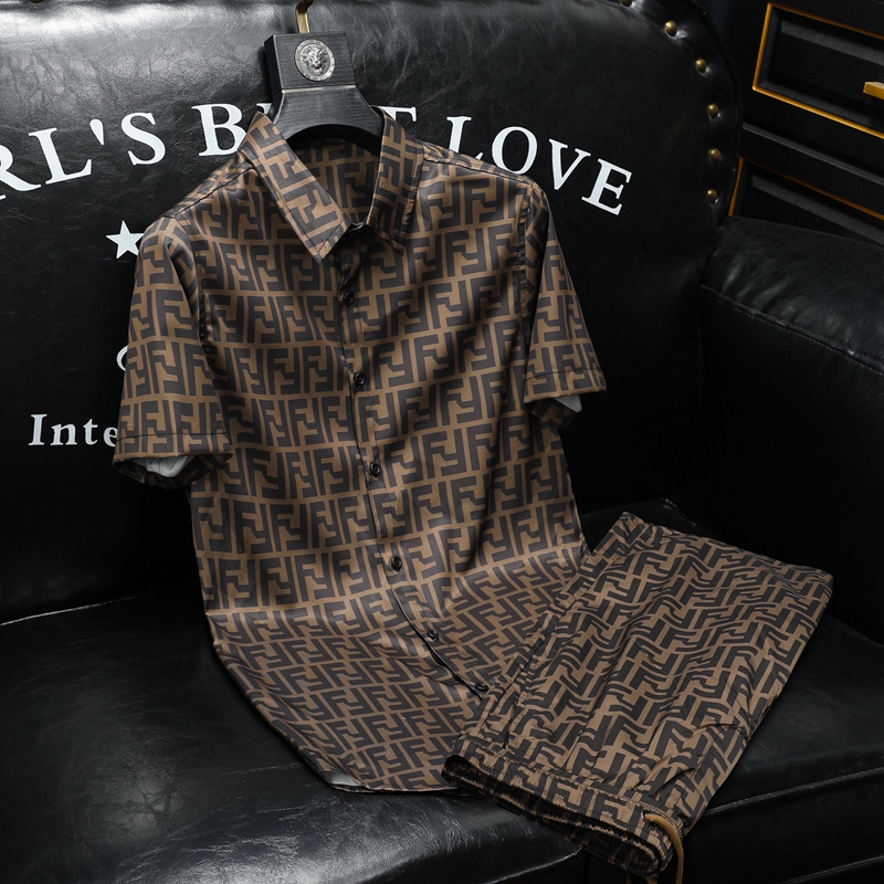 2026 Summer New Short-Sleeve Set for Men, Sports Casual Two-Piece Set, Trendy Printed Shirt, European Style Shorts 2026 Summer New Short-Sleeve Set for Men, Sports Casual Two-Piece Set, Trendy Printed Shirt, European Style Shorts