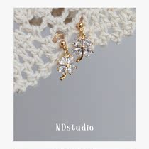 ND Lucky Four Leaves Grass Zircon Advanced Sensation No Earhole Ear Clip Woman Gentle Temperament Style Elegant Invisible Mosquito Coil Dish