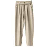 Неглубокая карта высокая талия и осенние модели