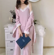 Bộ đồ ngủ mùa thu dài tay thoải mái cotton thoải mái phục vụ gia đình phù hợp với phần mỏng gợi cảm nhỏ hương thơm phù hợp với ba mảnh có thể được mặc