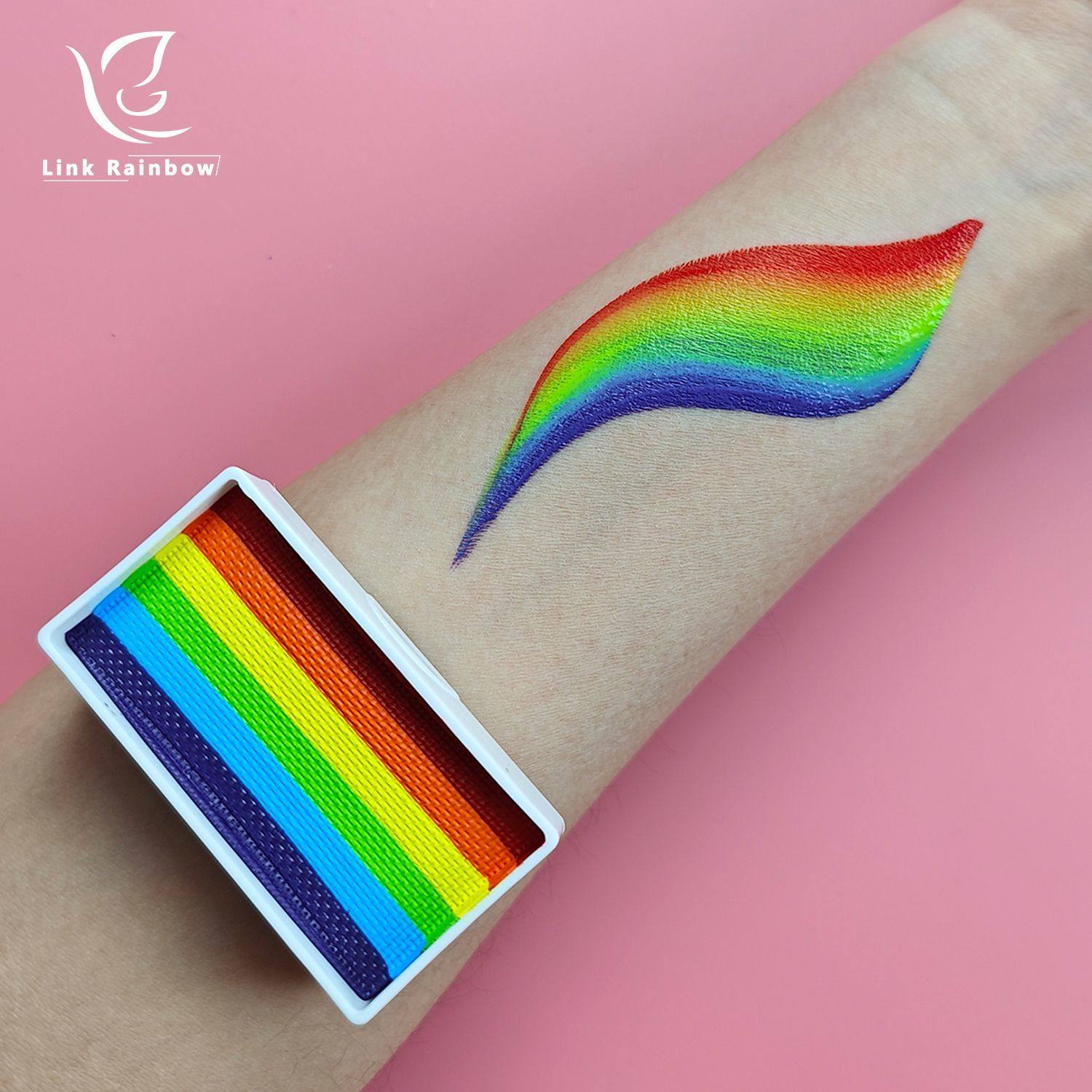 Pandone - Face Painting!! 可以让大小朋友们都嘴角上扬的脸部皮肤彩绘❤️全马跑透透，  承接各种大小活动，私人party，生日会，学校活动，义卖会，opening , 公司活动的, image size:1500x1500