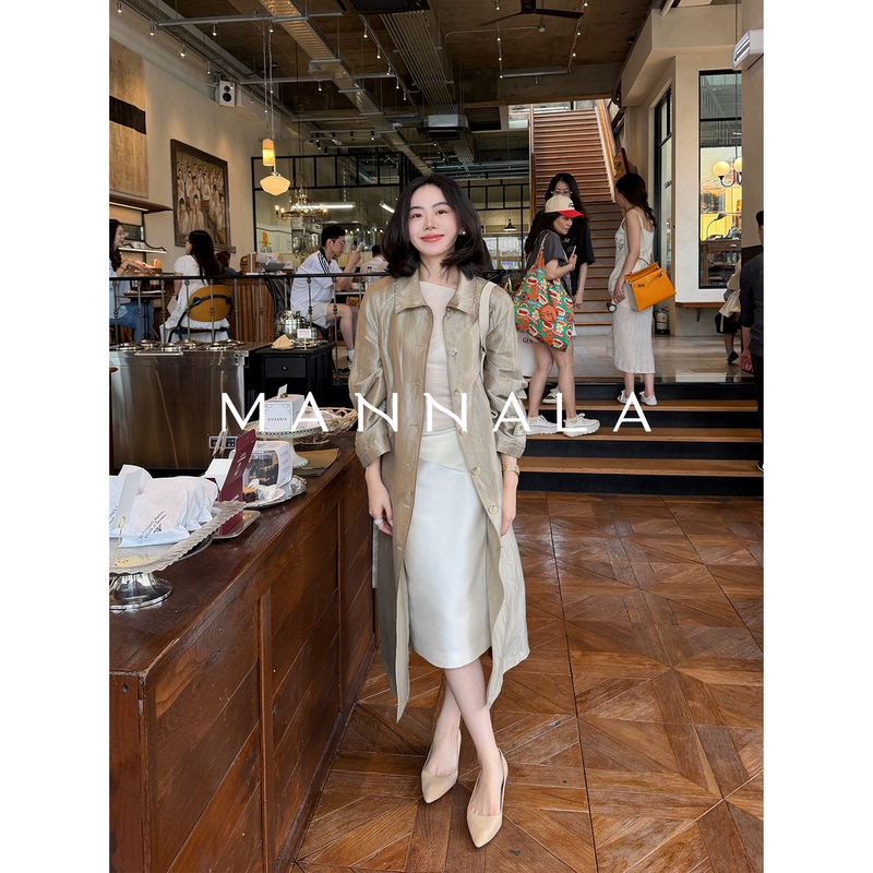 Mannala | “Green Amber Trench Coat” Relaxed Fit Lightweight Glossy Raglan Sleeve Trench Coat Q6459