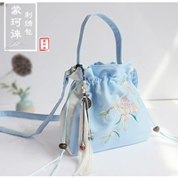 Синий и белый цвет персика, ширина 20, высота 20, толщина 7,5 см.