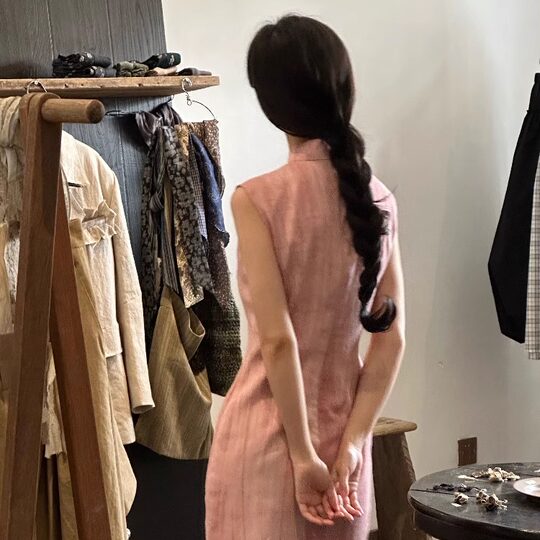 Ti提提 婉婉.新中式手缝盘扣无袖改良长款旗袍拉链后开国风连衣裙