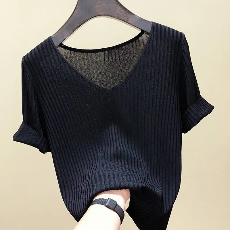Ice Silk Short-Sleeve T-Shirt for Women, 2026 Summer New Korean Style Slim-Fit Half-Sleeve V-Neck Knitted Base Shirt Top for Women, Trendy