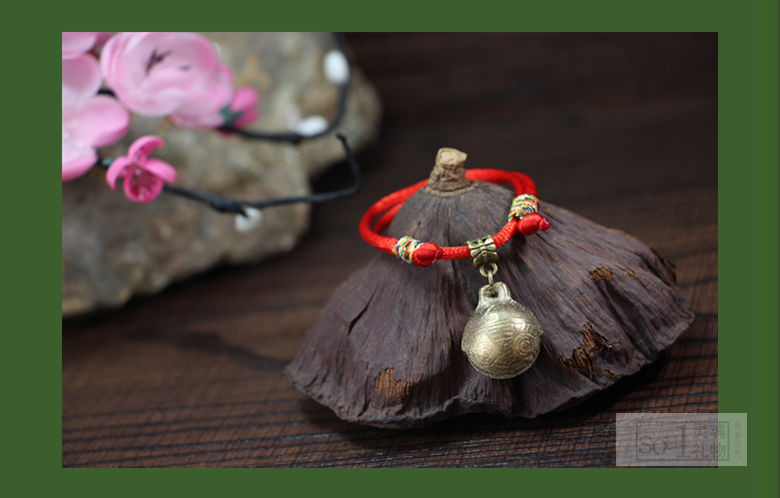 Điều chỉnh kích thước đầu hổ chuông đồng vòng chân bé ác linh nhiều màu kim cương thắt nút bé dây đỏ các mẫu lắc chân bạc nữ đẹp