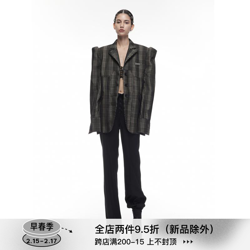 24ans Customized loose-sleeves suit a good product doesn't require much copywriting