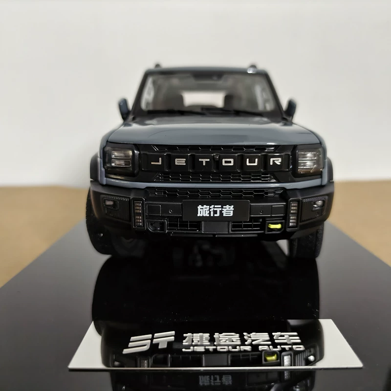 Модель автомобиля для путешествий, SUV, масштаб 1:18