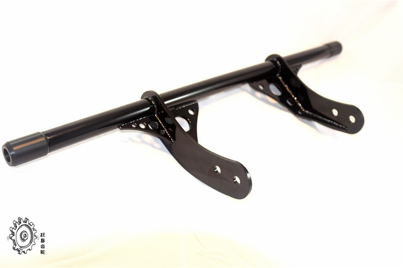 US-born imported steel tube expert BungKing DS style Harley retrofit the front of the Deena train line for a fall-proof bar