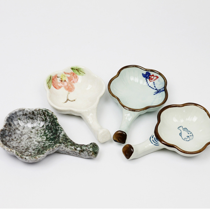 Ink disc Multi-functional ceramic disc Brush Holder Pen Wash pen Ink Water Disc Ink ink Ink Buffet small ink-stone Creative Wenfang