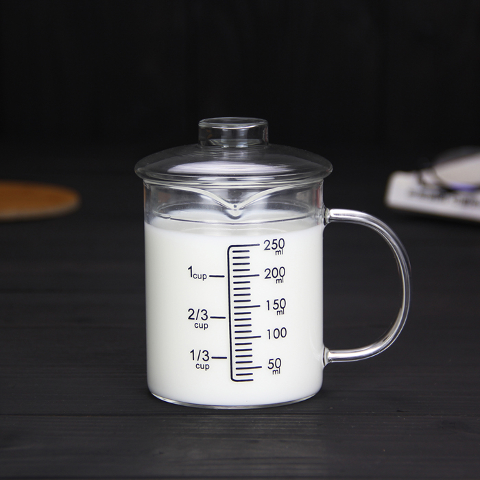 With scale brewed milk powder cup glass drainage tip special measuring cup milliliter grams with lid milk cup