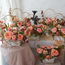 Chinese Valentines Day floral round heart-shaped lovers love iron metal flower stand flowers fake flowers hand-held flower basket flower arrangement ornaments