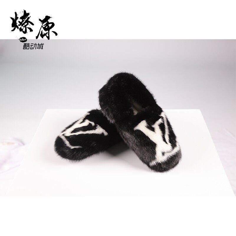 Liaoyuan equipment Louis Vuitton 18AW Isetan limited rabbit fur slippers
