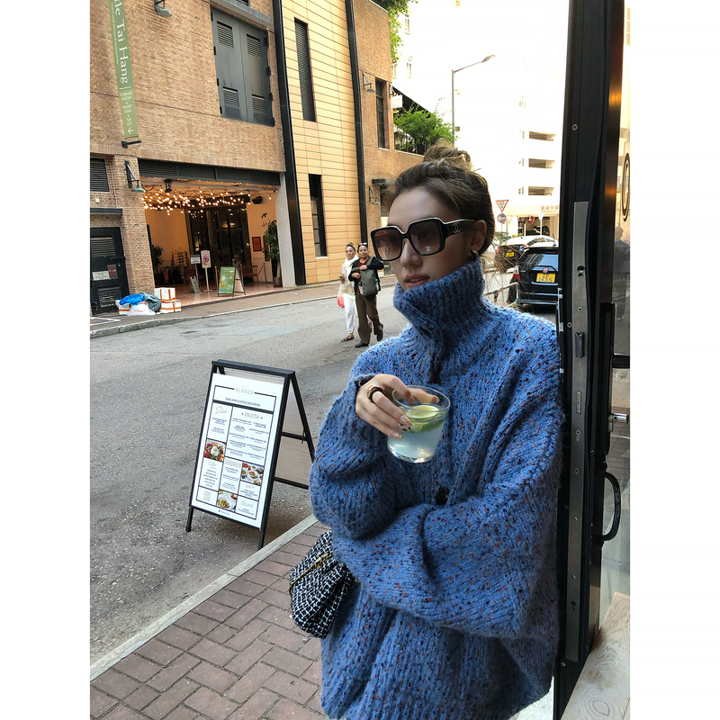 Gakee Official Misty Blue Floral Yarn Sweater for Women, New Winter Fashion, Relaxed and Loose Knit Cardigan